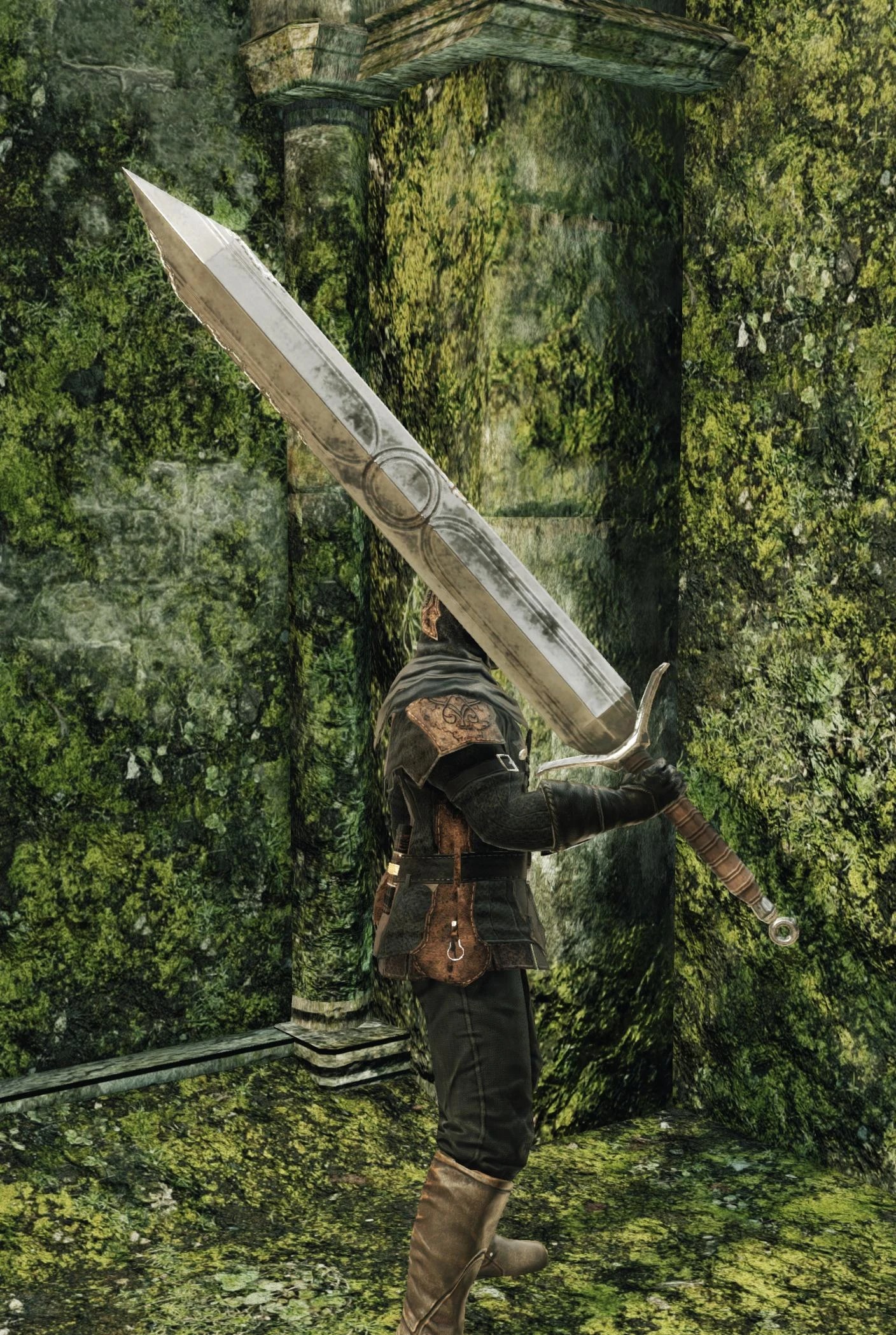 Pursuer's_Ultra_Greatsword.jpg