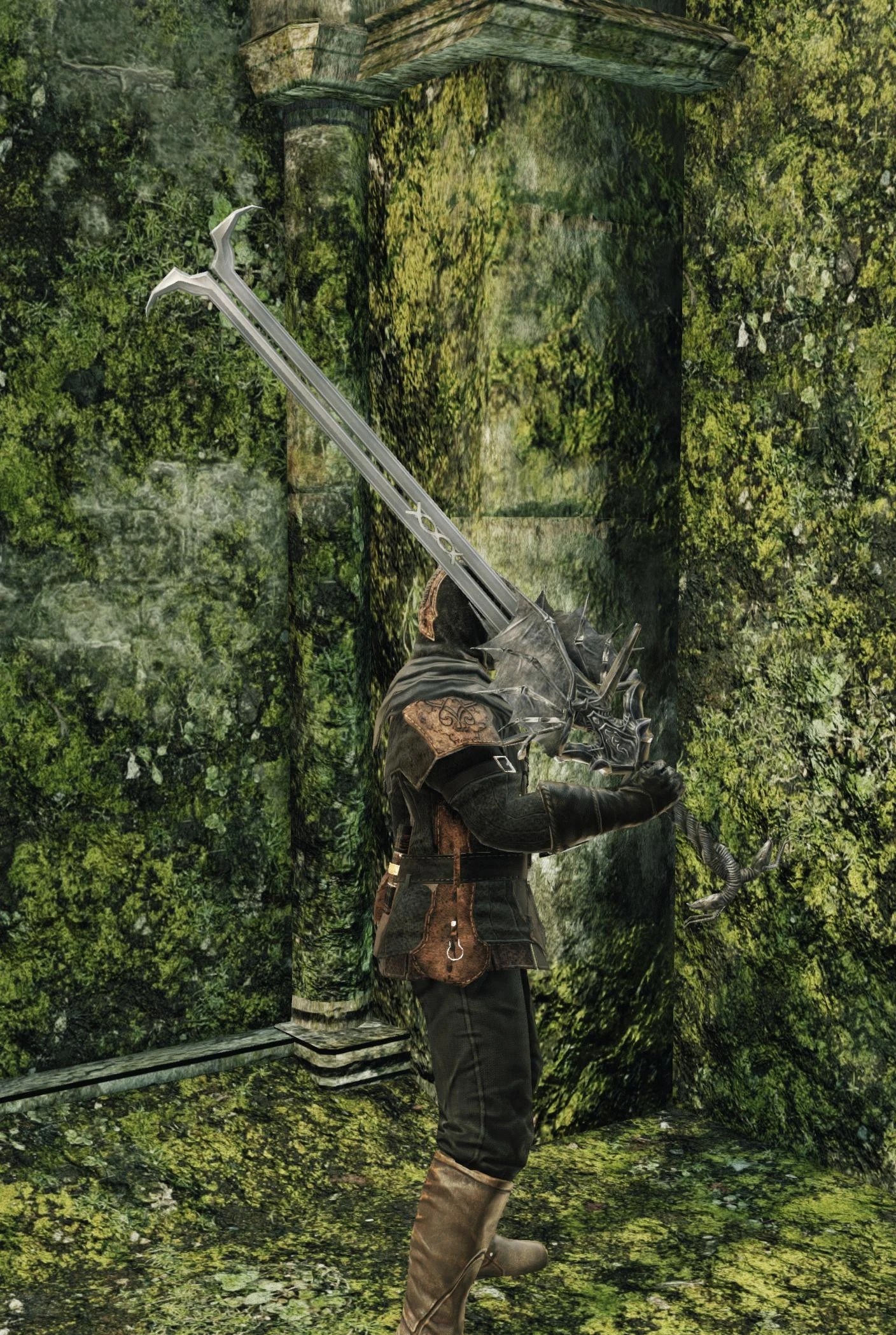Drakewing_Ultra_Greatsword.jpg