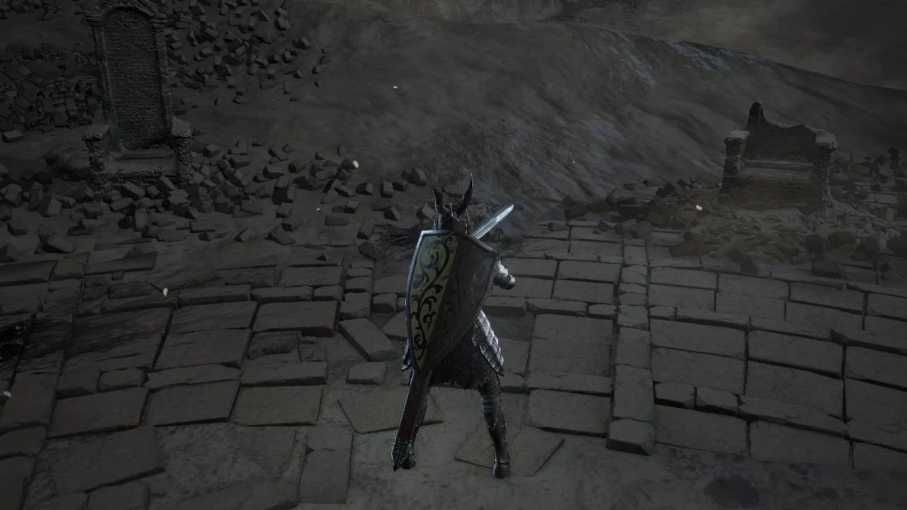 Место для девятого трона (в промежутке).