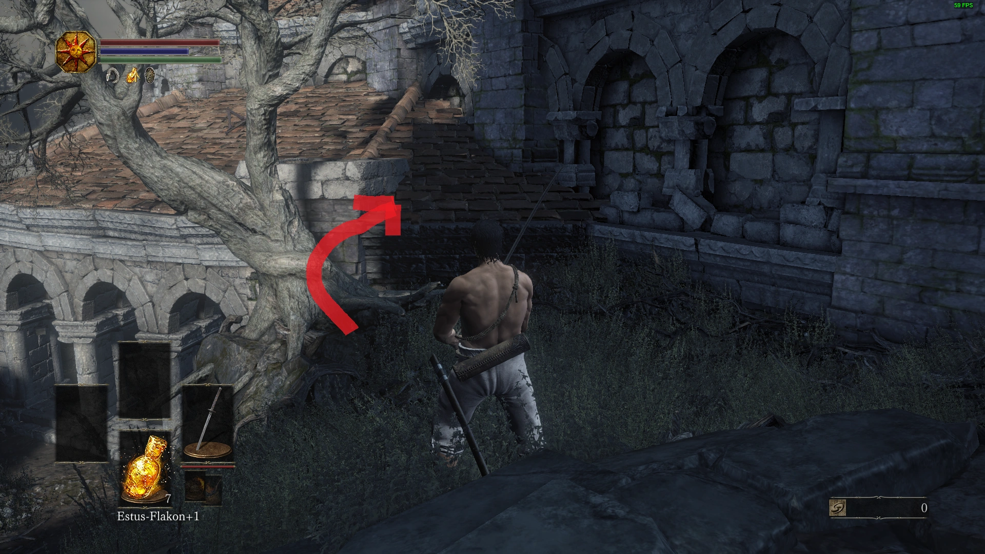 Путь на крышу через дерево.